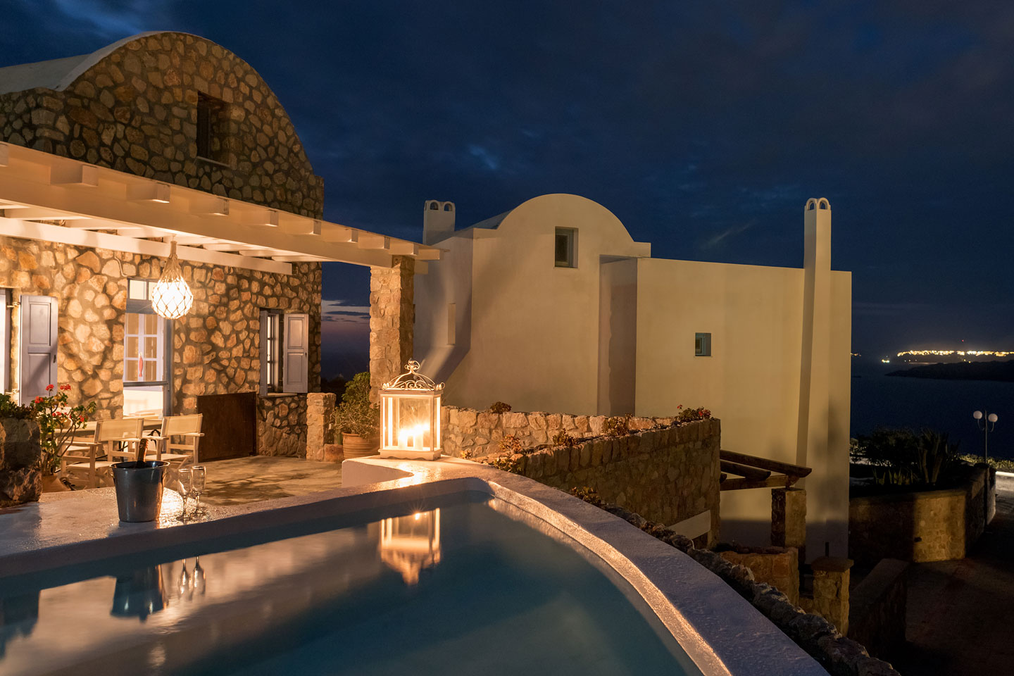 santorini 2 bedroom villa