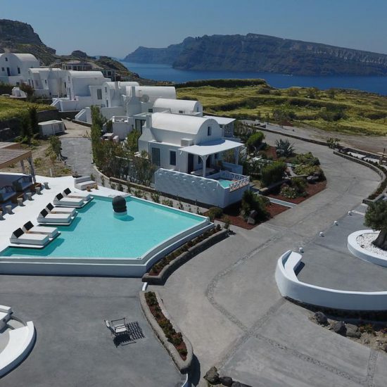 oia villas santorini